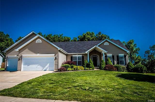 1st image of 245 Sweetgum Ct
