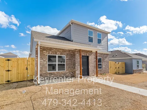 920 S Morningside Dr, Fayetteville, AR 72701