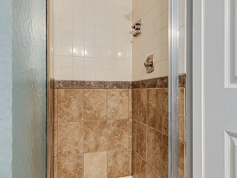190 S Waters Edge Dr #302 — Photo 15