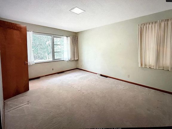 5th image of 1201 Lurlyn Dr