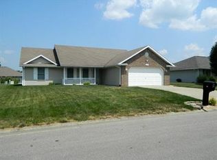 640 Tealwood Dr, Jasper, IN 47546