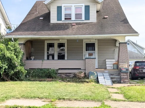 2238 9th St NW, Canton, OH 44708