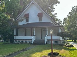 260 S Broad St, Canfield, OH