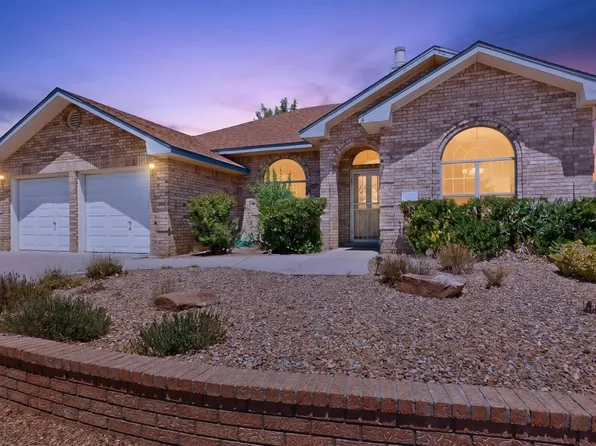 7557 Calyx Dr NW, Albuquerque, NM 87120