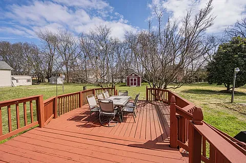 222 Daly Dr — Photo 23