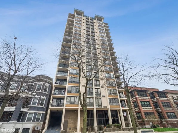 5471 S Hyde Park Blvd APT 3B, Chicago, IL 60615