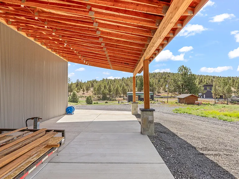 10242 SE Sundown Ln — Photo 28