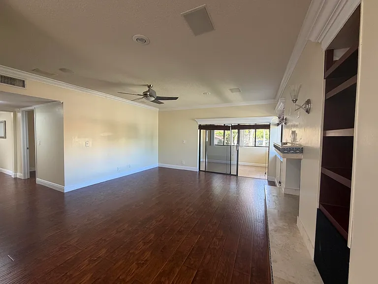 12661 Westhampton Cir — Photo 16