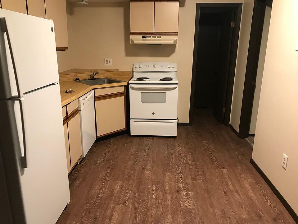 1st image of 1811 Treetop Dr APT 8A