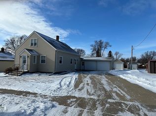 609 W 3rd St, Webster, SD 57274