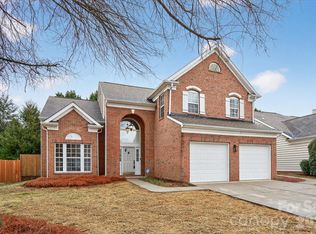 6917 Lenhart Dr, Charlotte, NC 28226