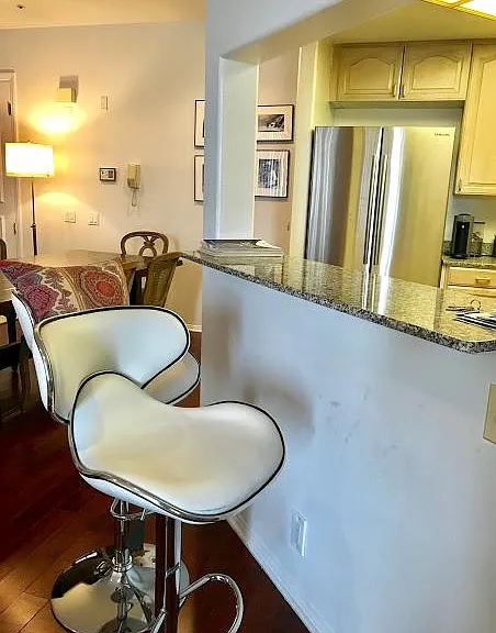 8349 Blackburn Ave #302 — Photo 20