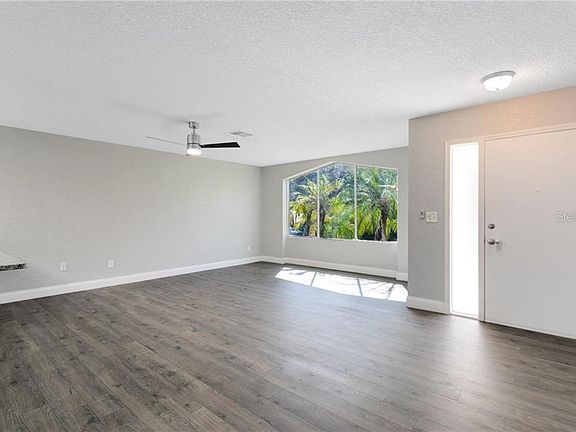 5th image of 1457 E Hartley Cir