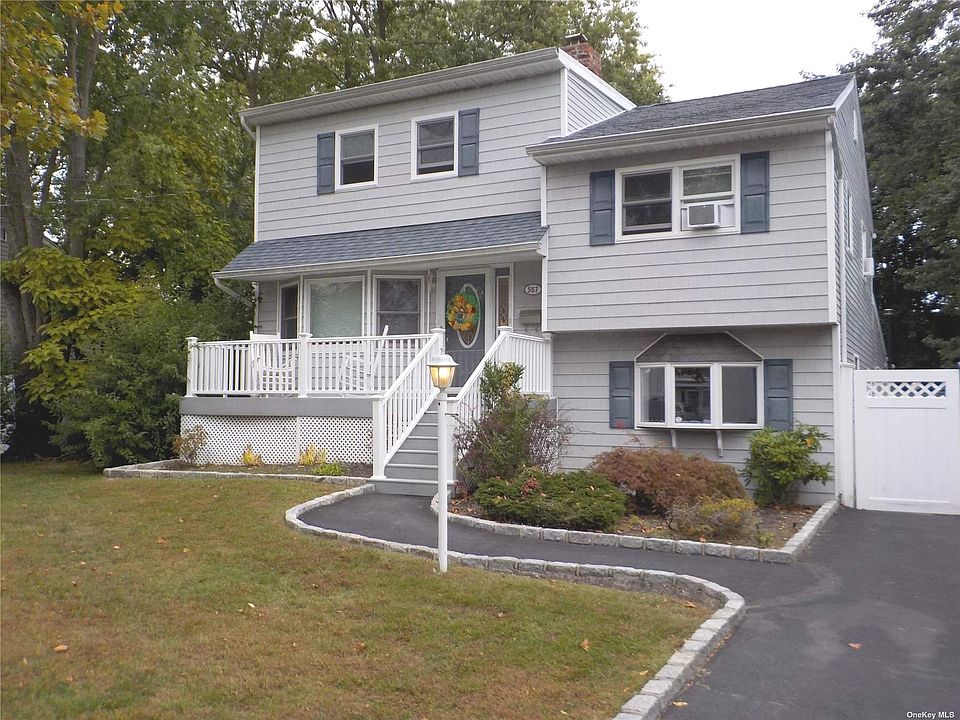1st image of 557 Peter Paul Dr