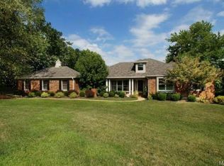 15923 Capitol Landing Dr, Chesterfield, MO 63017