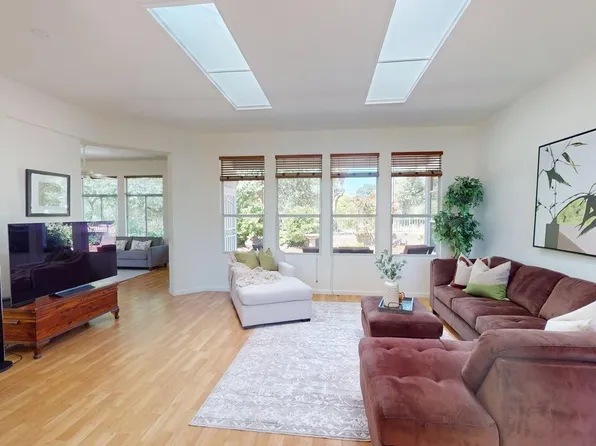 4057 Rose Creek Rd, Roseville, CA 95747