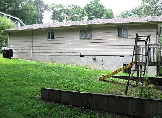 4th image of 319 Sparrow Ln