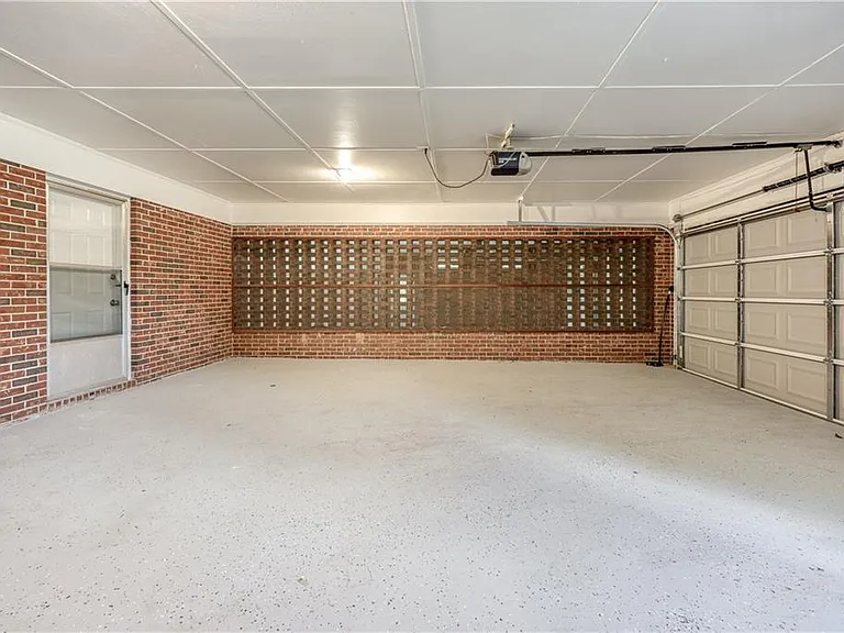 2174 Highway 323 — Photo 31