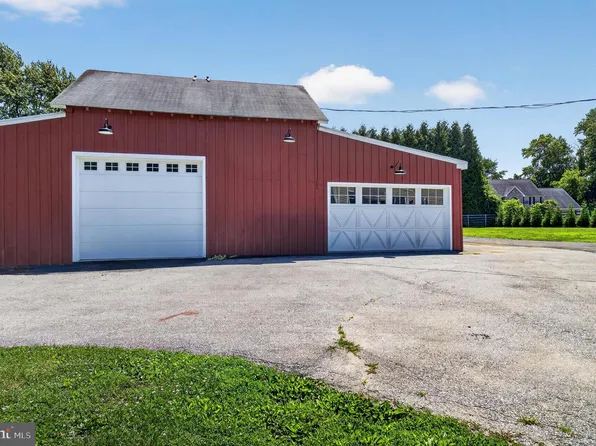 1137 Naamans Creek Rd, Garnet Valley, PA 19060