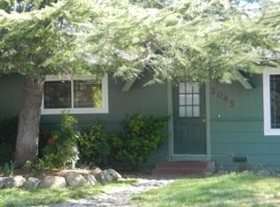2045 Carpenter Ln, Redding, CA 96002