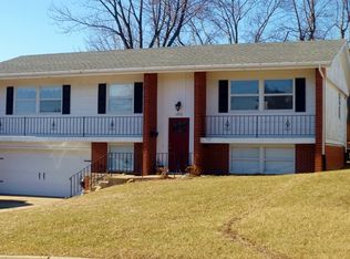 1912 Pine St, Peru, IL 61354