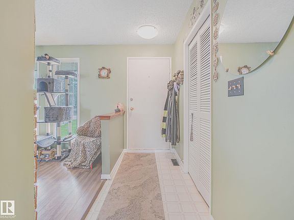 2nd image of 11514 138th Ave NW