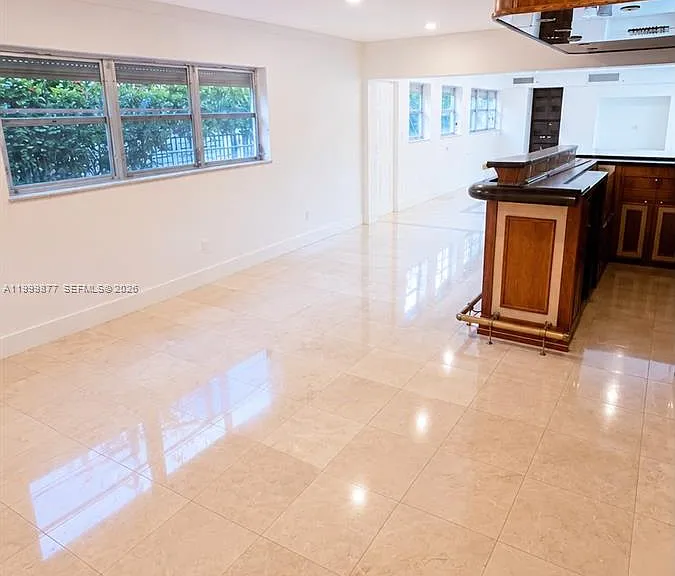 4403 Palm Ln — Photo 9