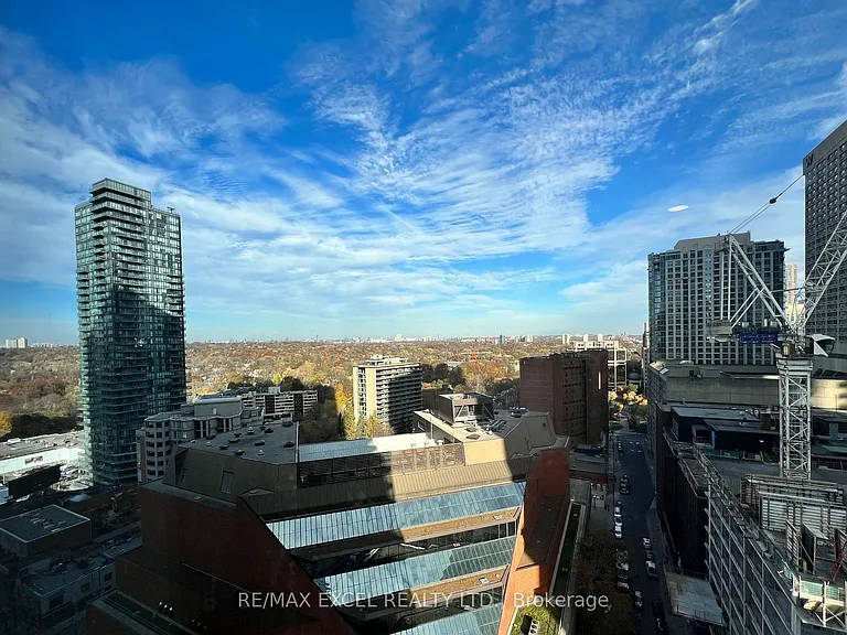 8 Cumberland St #1808 — Photo 6