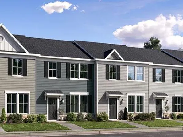 Gravenstein Ln #82, Martinsburg, WV 25401