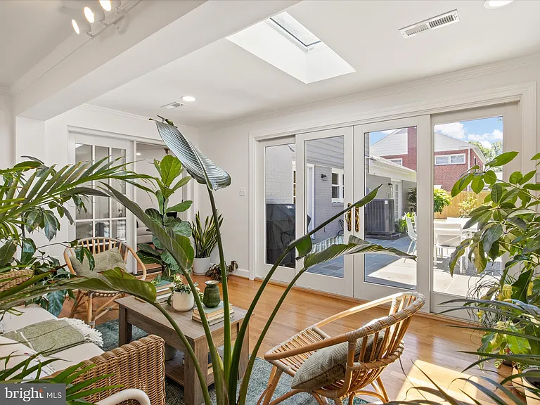 2606 N Quincy St — Photo 29