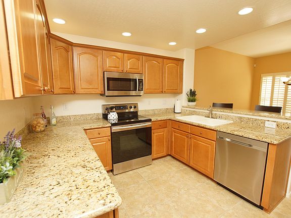 4th image of 19700 N 76th St APT 1187