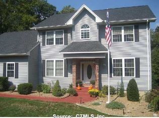 119 Noah Ln, Tolland, CT 06084