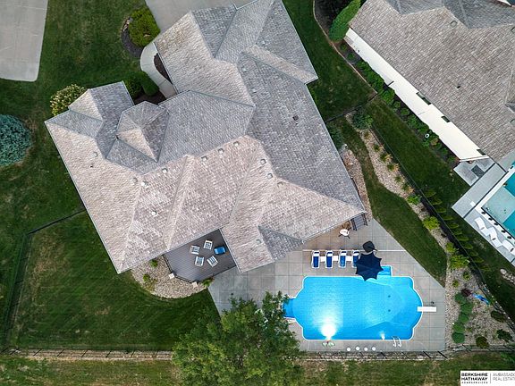 4th image of 17649 Douglas Cir