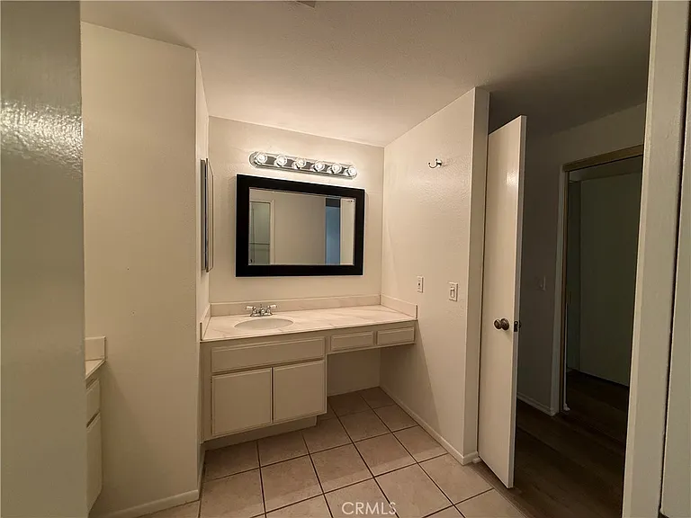 4850 N Winners Cir #A — Photo 14