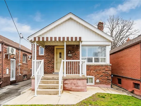 617 Caledonia Rd, Toronto, ON M6E 4V7