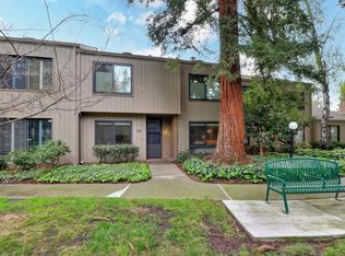 2270 Swarthmore Dr, Sacramento, CA 95825