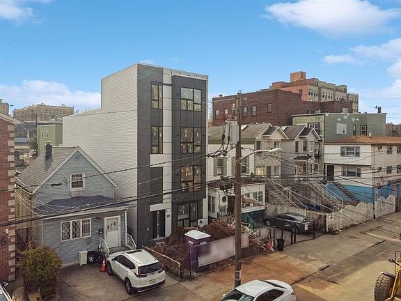 2nd image of 66 Corbin Ave #1