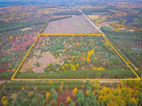 Makinen Rd, Kaleva, MI 49645