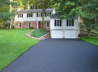 751 Mancill Rd, Wayne, PA 19087