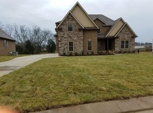 629 Twin View Dr, Murfreesboro, TN 37128