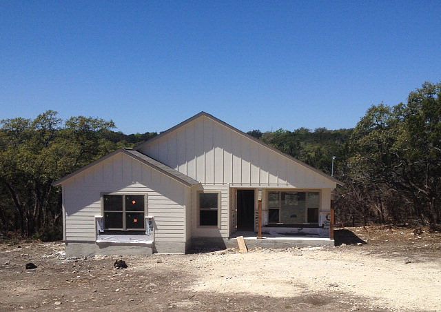 2nd image of 687 Henderson Dr
