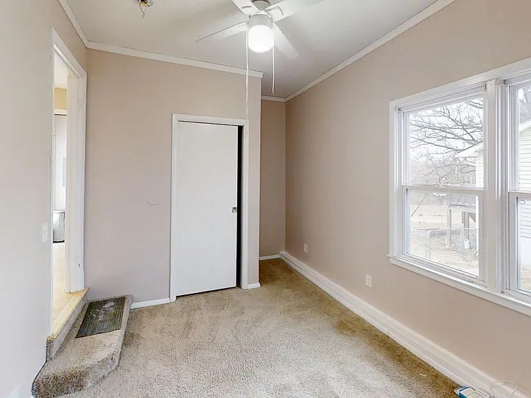6708 N Walnut St — Photo 16