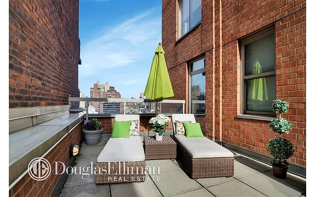 Sold by Douglas Elliman | media 23