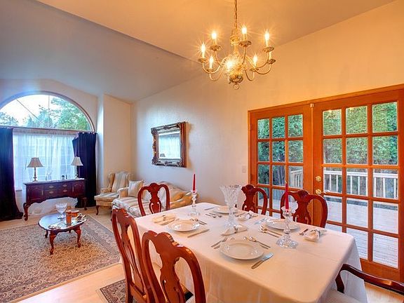 Dining & Living rooms