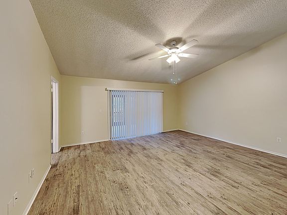 3rd image of 3666 Dehaven Dr