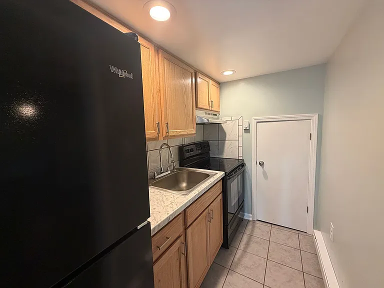 524 Jefferson Ave — Photo 10