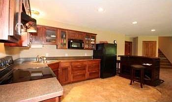 3rd image of 878 Silver Maple Dr