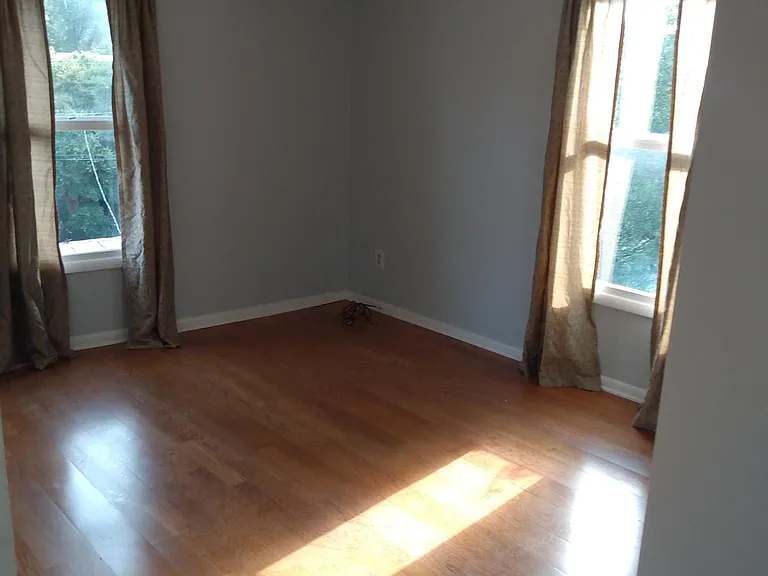 11 Gilmer Ave NE — Photo 8
