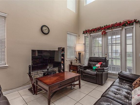 5th image of 2040 Chatham Place Dr