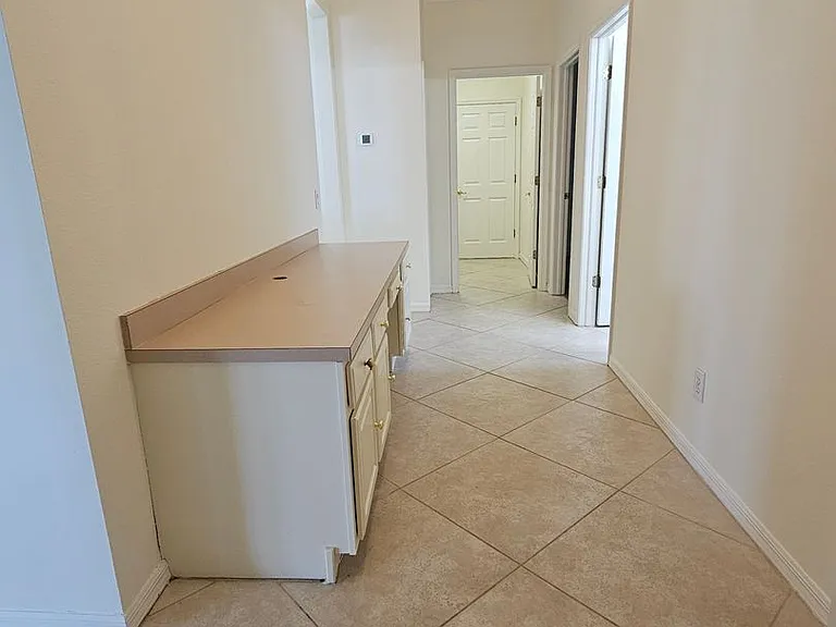 7209 Colonial Lake Dr — Photo 30